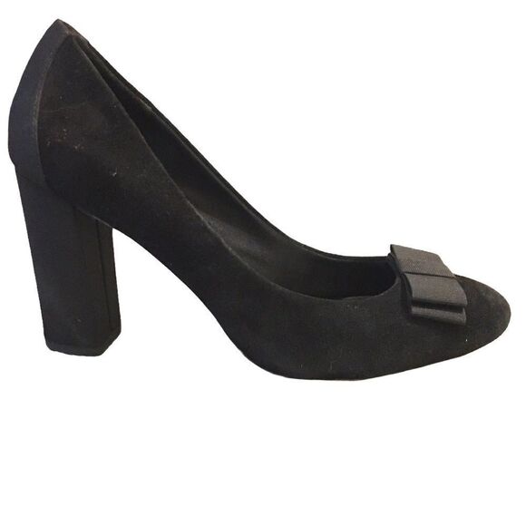 BANANA REPUBLIC Suede Pumps Heels Round Toe Black 9.5 - Picture 2 of 8